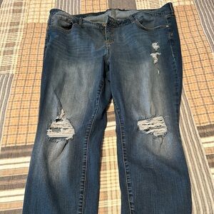 Torrid Mid Rise Medium Wash Cropped Jeans with Raw Hem Detail